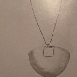 Elegant Silver Pendant Necklace